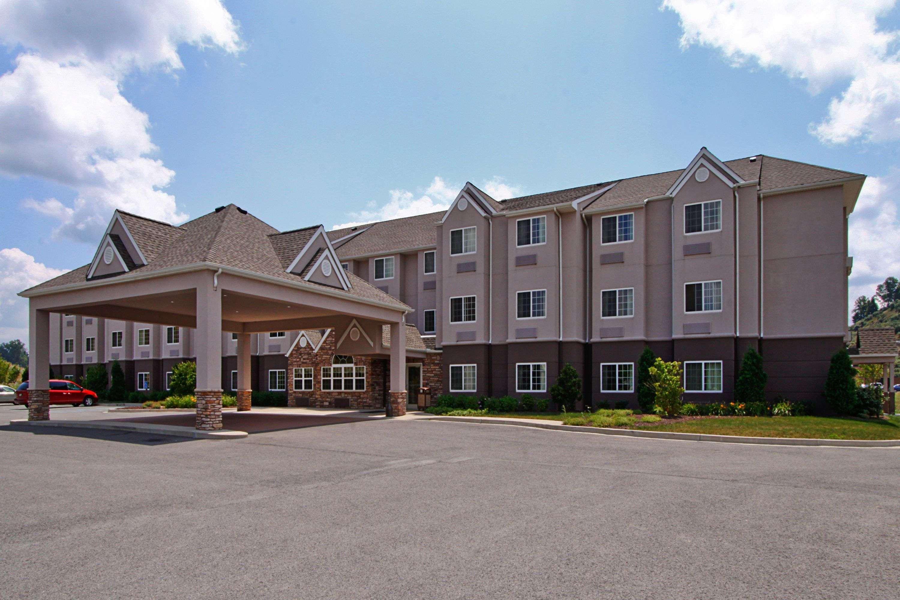 Microtel Inn & Suites By Wyndham Bridgeport Extérieur photo