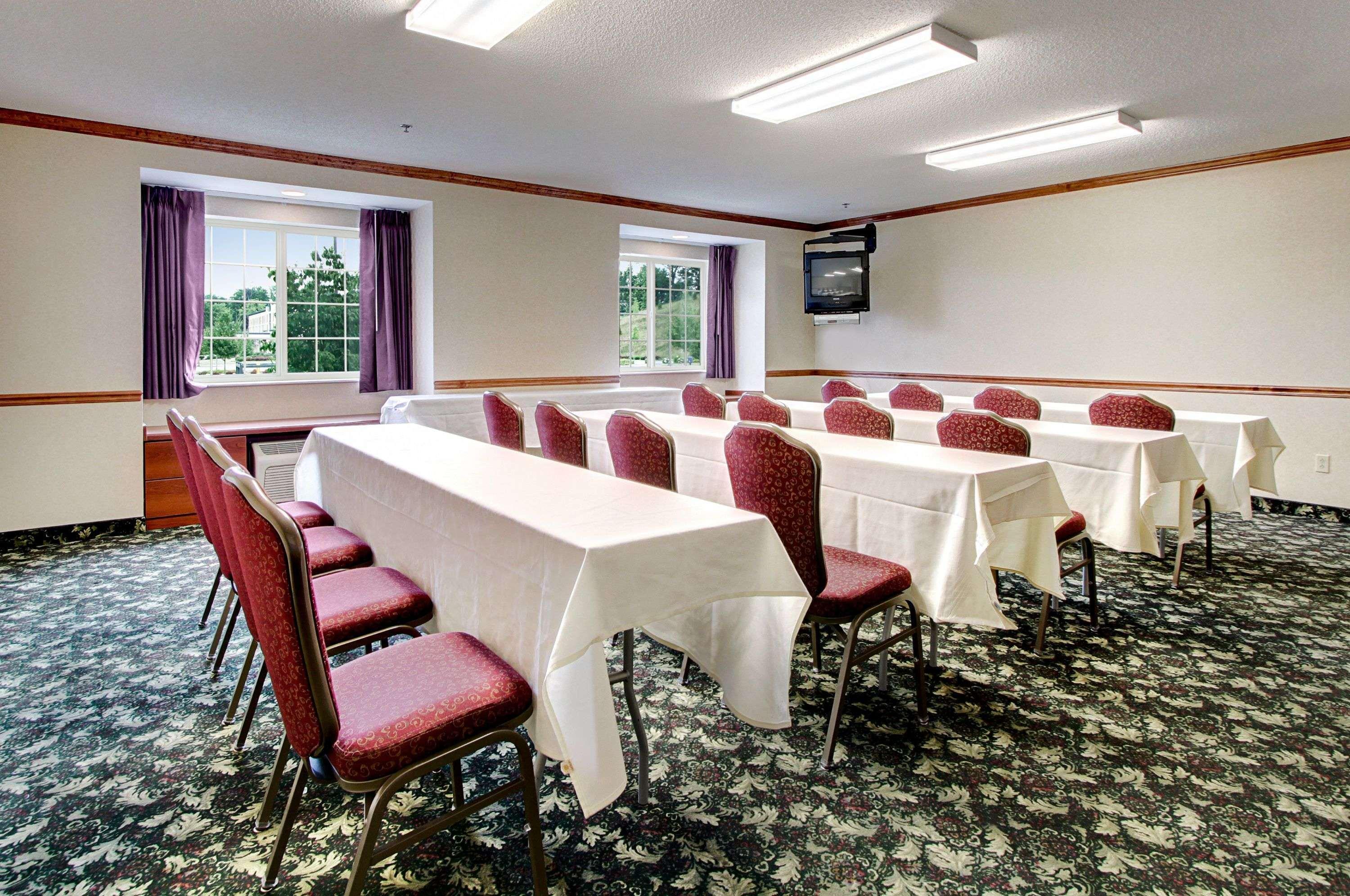 Microtel Inn & Suites By Wyndham Bridgeport Extérieur photo