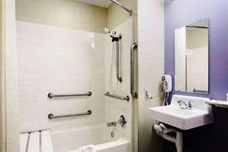 Microtel Inn & Suites By Wyndham Bridgeport Extérieur photo